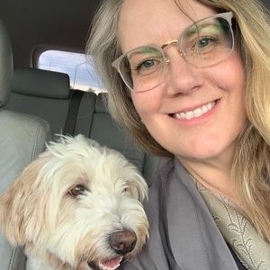 Meet your Posher, Hillary